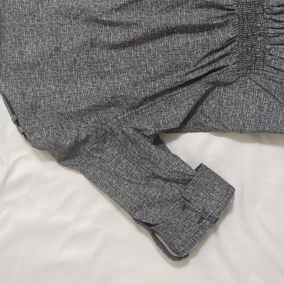 Express 3/4 Sleeve Tweed Look Cotton Blazer, Color Light Gray Size 12 - Picture 10 of 15